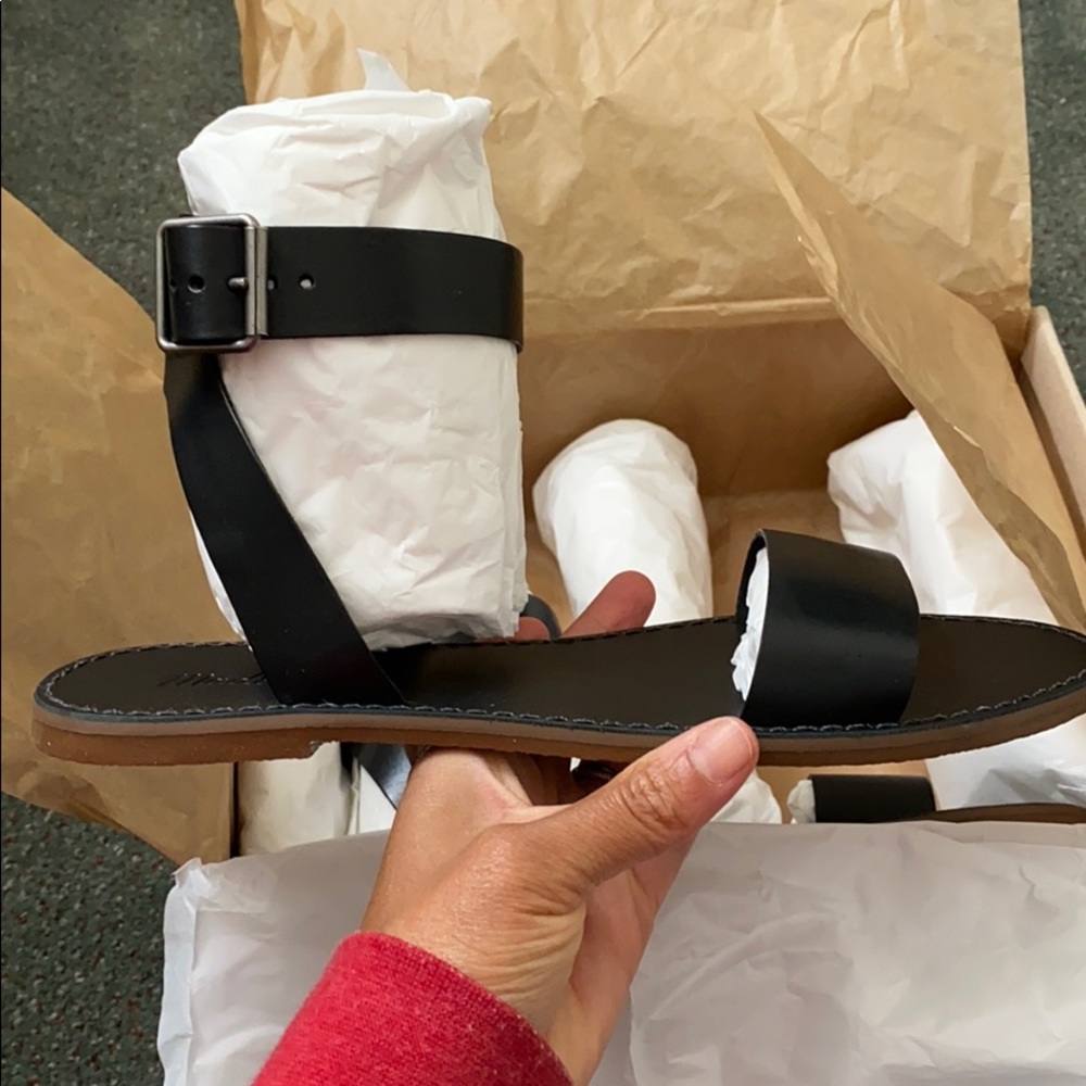 NEW in box mad well sandals